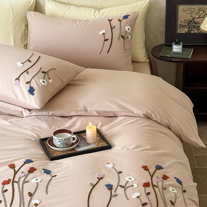 Botanical Embroidered Cotton-Sateen Duvet Ensemble with Pillow Shams