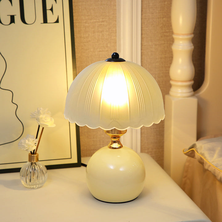 Vintage Style Table Lamp