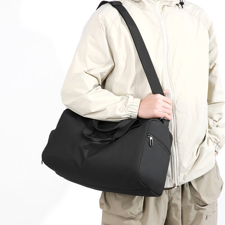 Multifunctional sports and travel bag with removable shoulder straps Stornfield