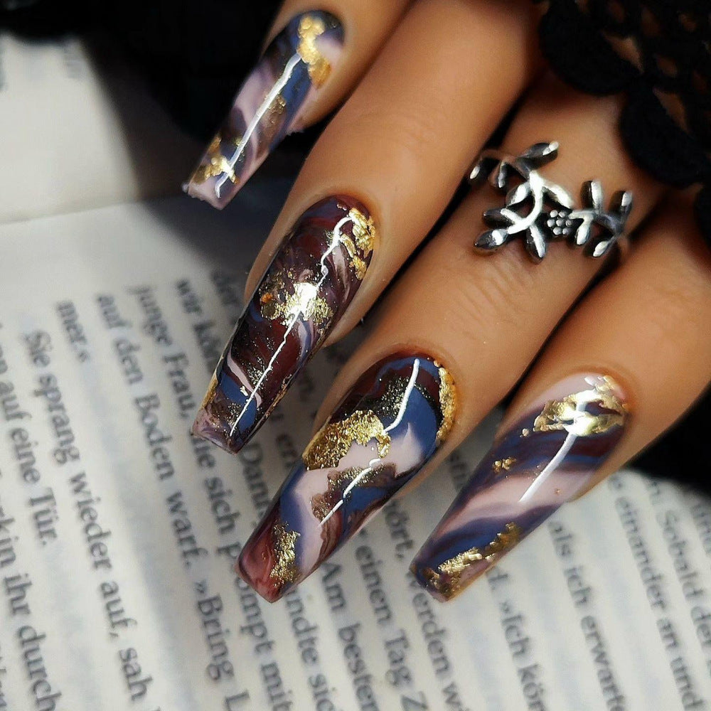 Artificial nails with luxurious design Stornfield