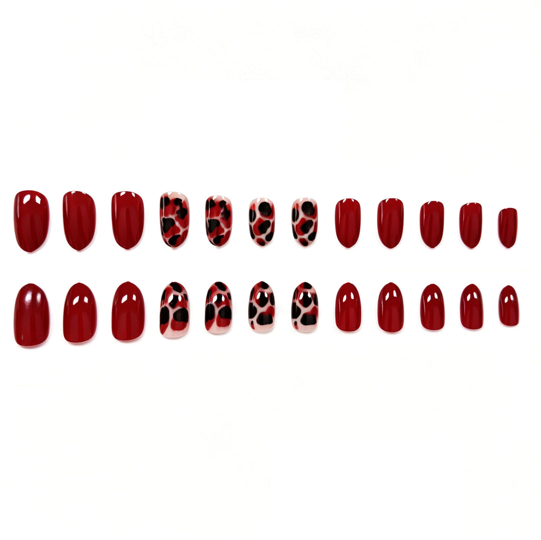 Artistic Leopard Print Nail Extensions Stornfield