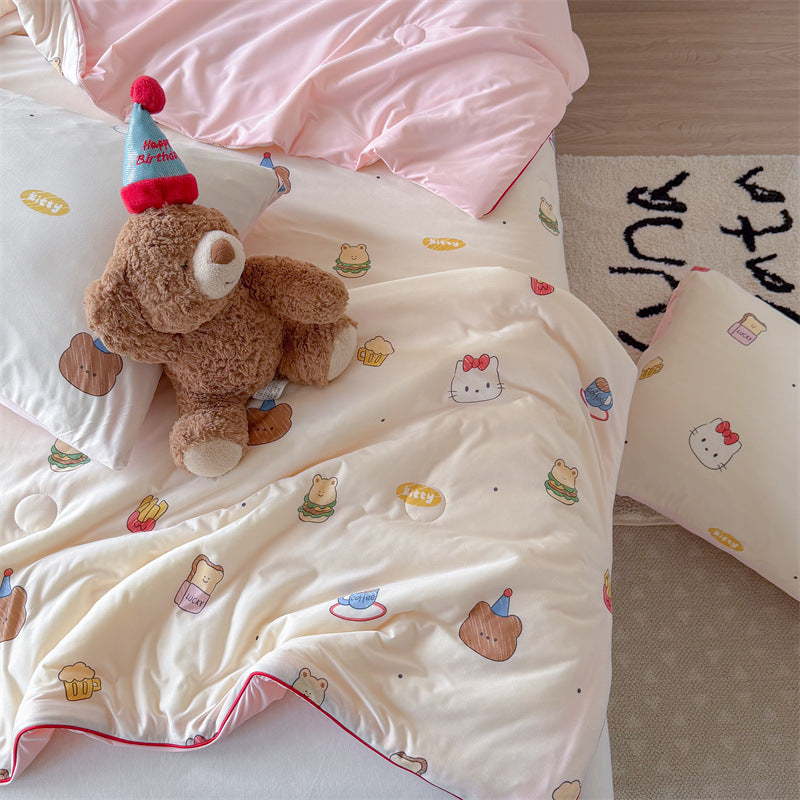 Children's bedding set made of cotton mix with quilted lightweight blanket and star cartoon motif