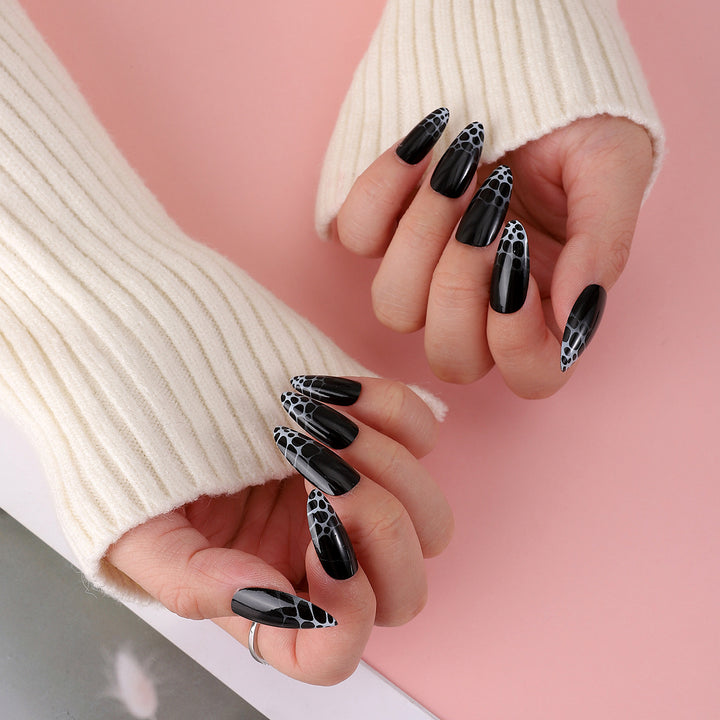 Glamorous nail art