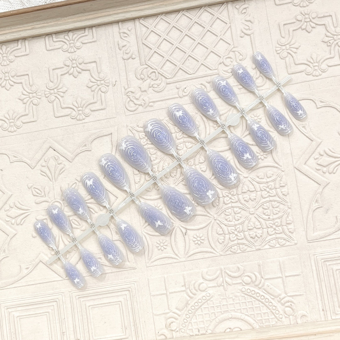Artistic Floral-Accent Press-On Nail Set Stornfield
