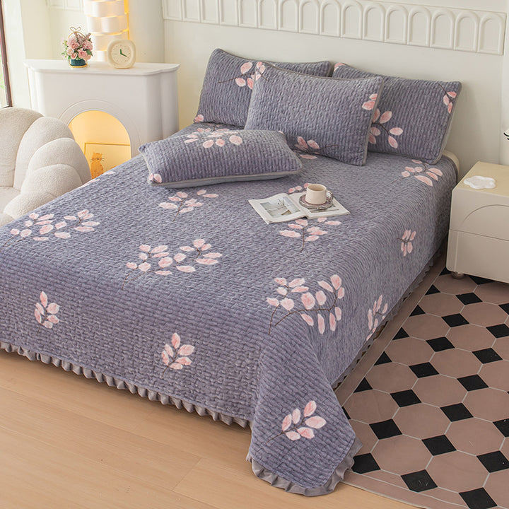 Playful Cartoon-Themed Bedspread Set
