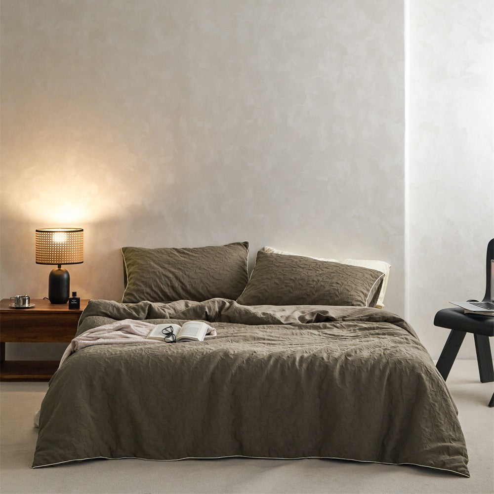 Luxurious cotton jacquard bedding set with embossed floral relief