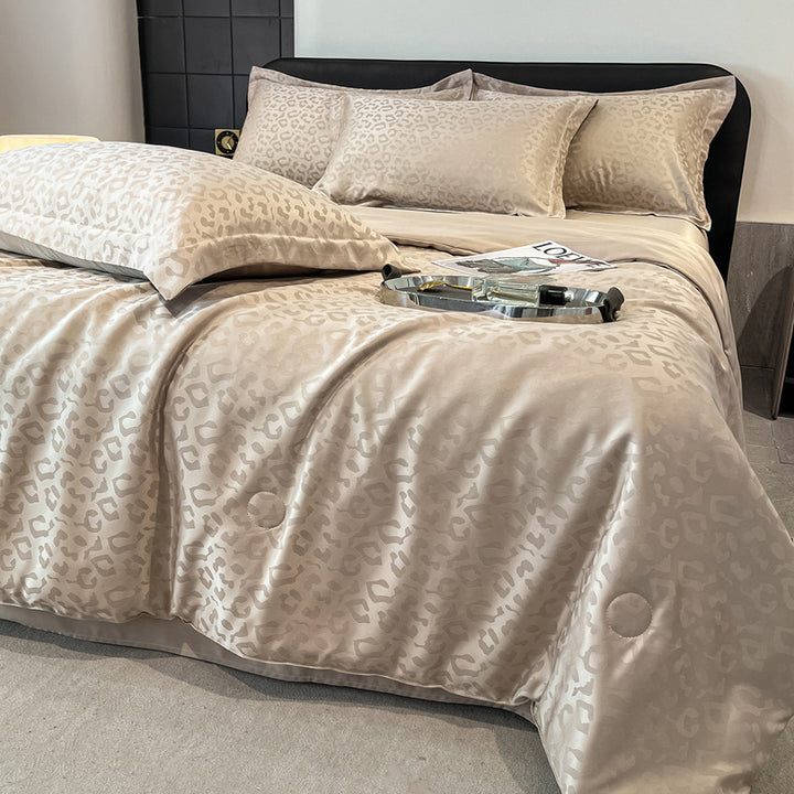 Elegant Satin Leopard Print Bedding Set