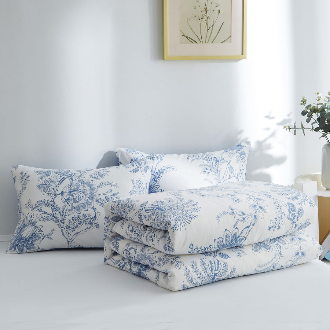 Women's elegant bedding set with floral design Stornfield