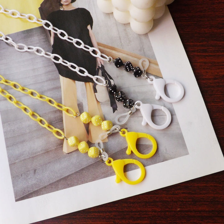 Fashionable glasses holder chain made of plastic with colorful beads Stornfield