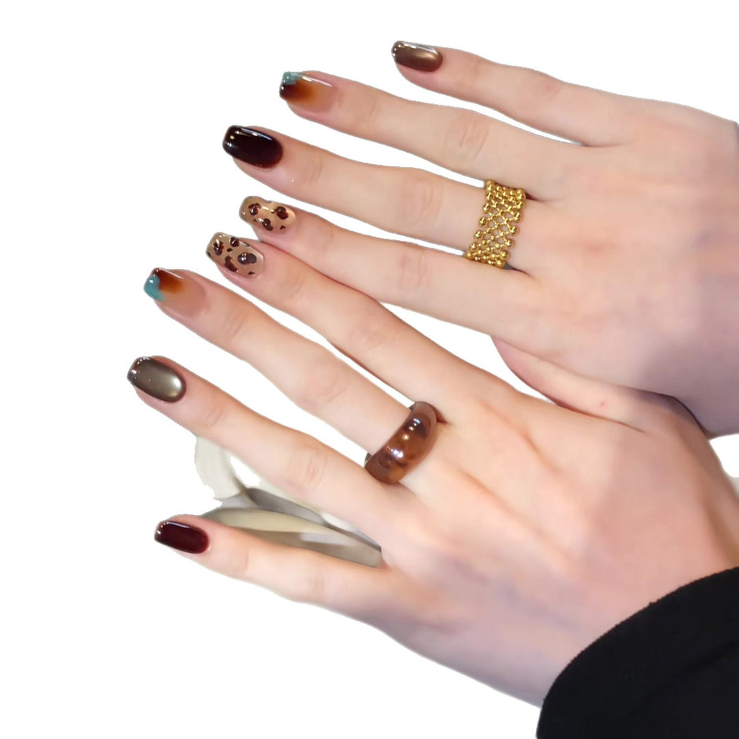 Artistic Press-On Nail Design Stornfield