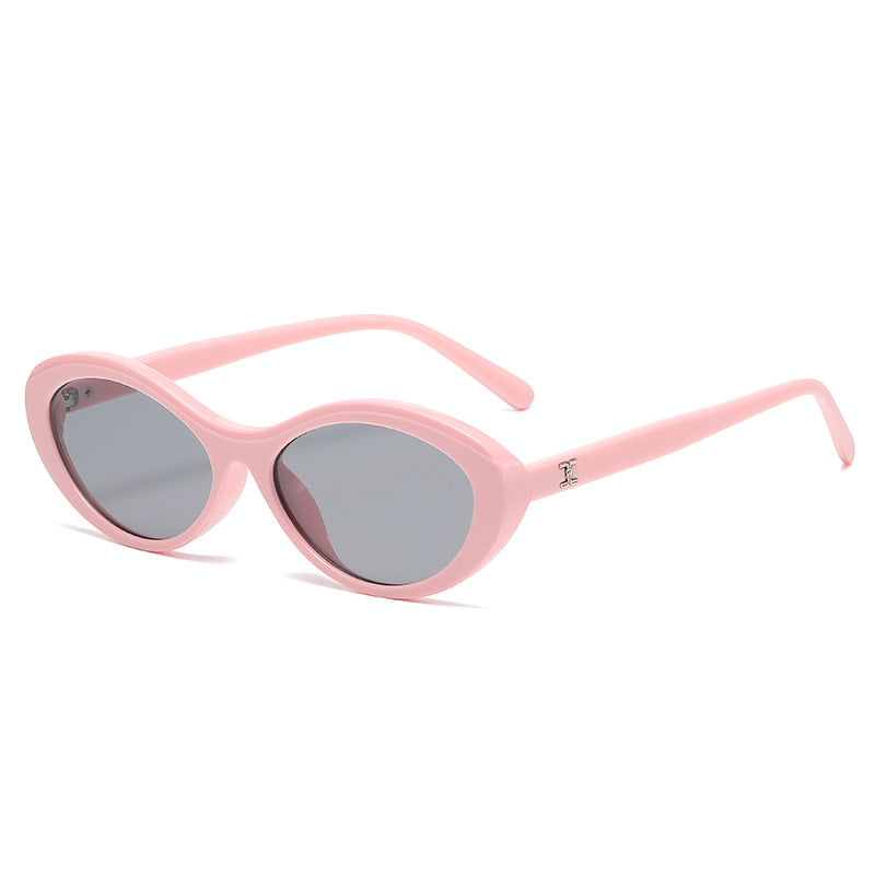 Ladies stylish sunglasses in oval design Stornfield