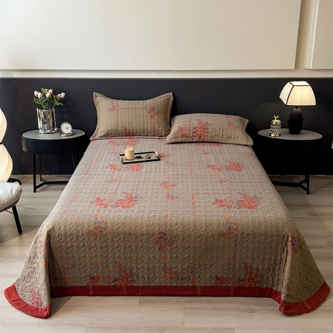Quilted Bedspread and Pillow Sham Set with Scallop Stitching and Lightweight Microfiber