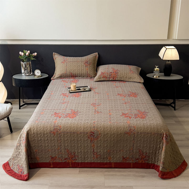 Quilted Bedspread and Pillow Sham Set with Scallop Stitching and Lightweight Microfiber