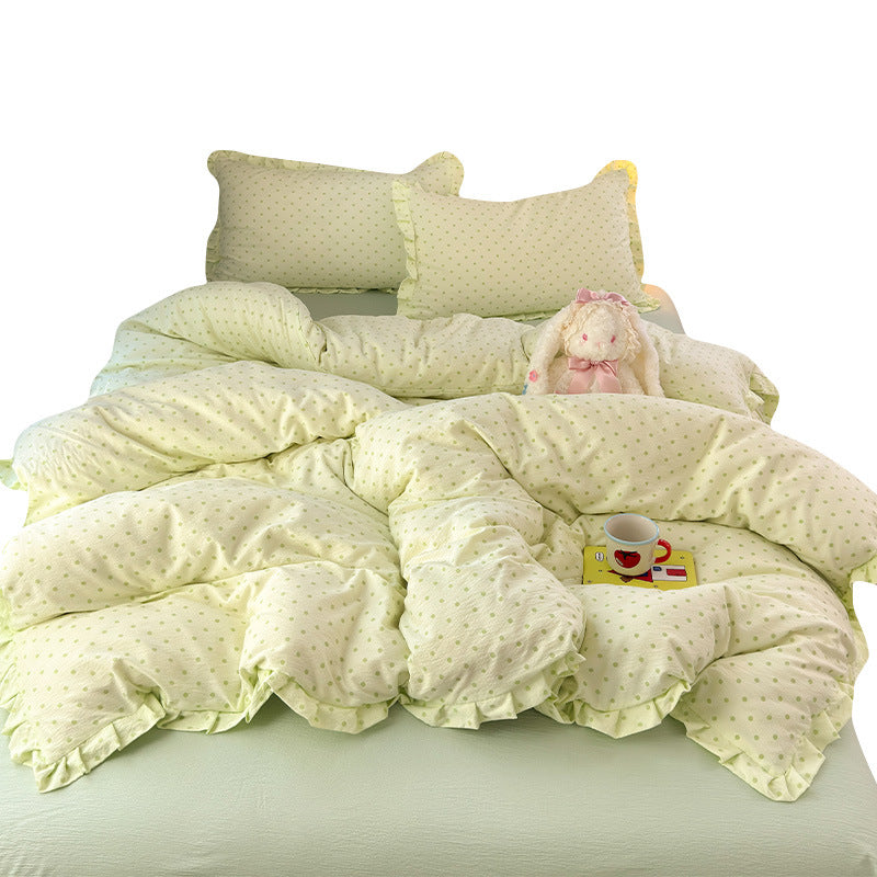 Charming Polka Dot Bedding Set