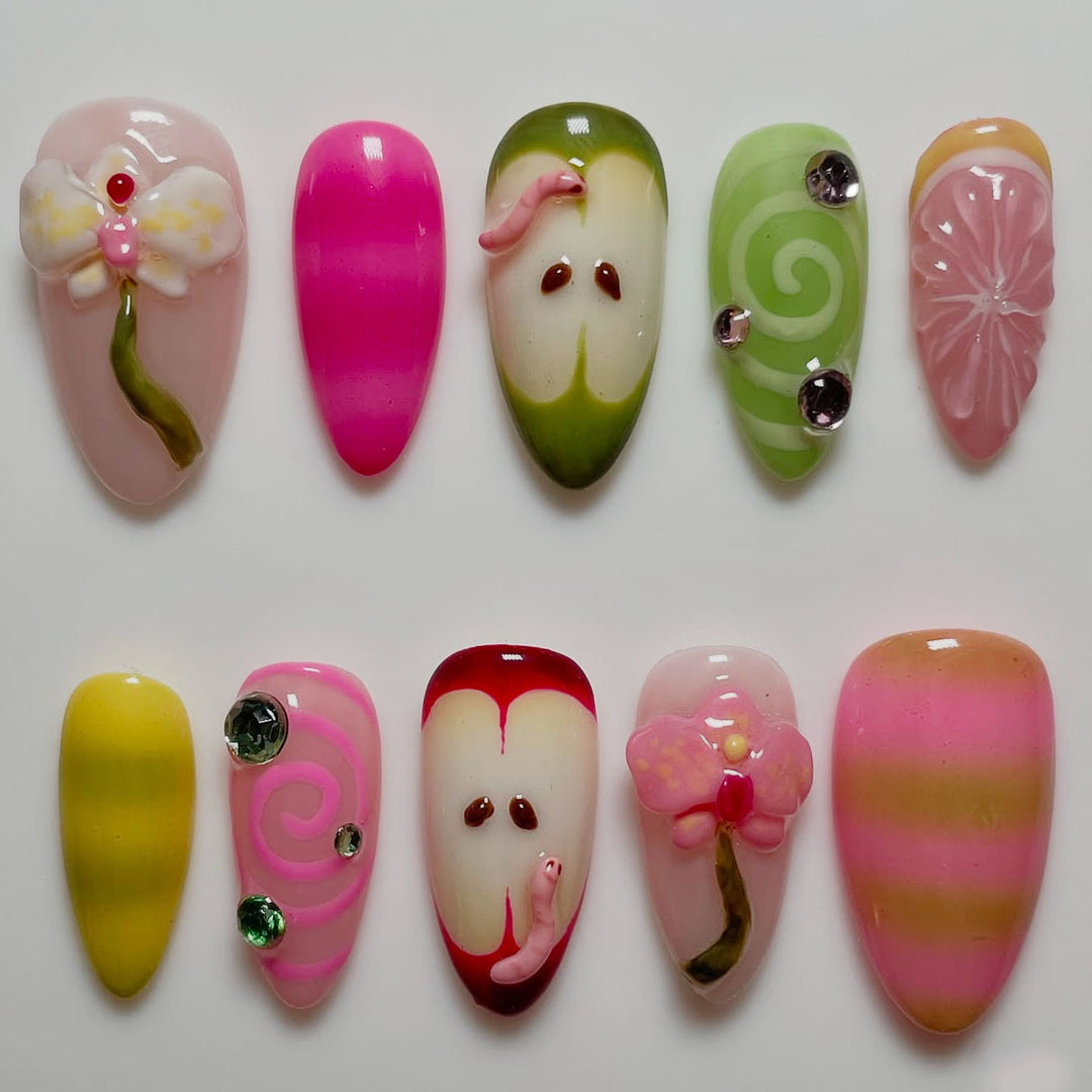 Creative Floral Nail Art Set Stornfield