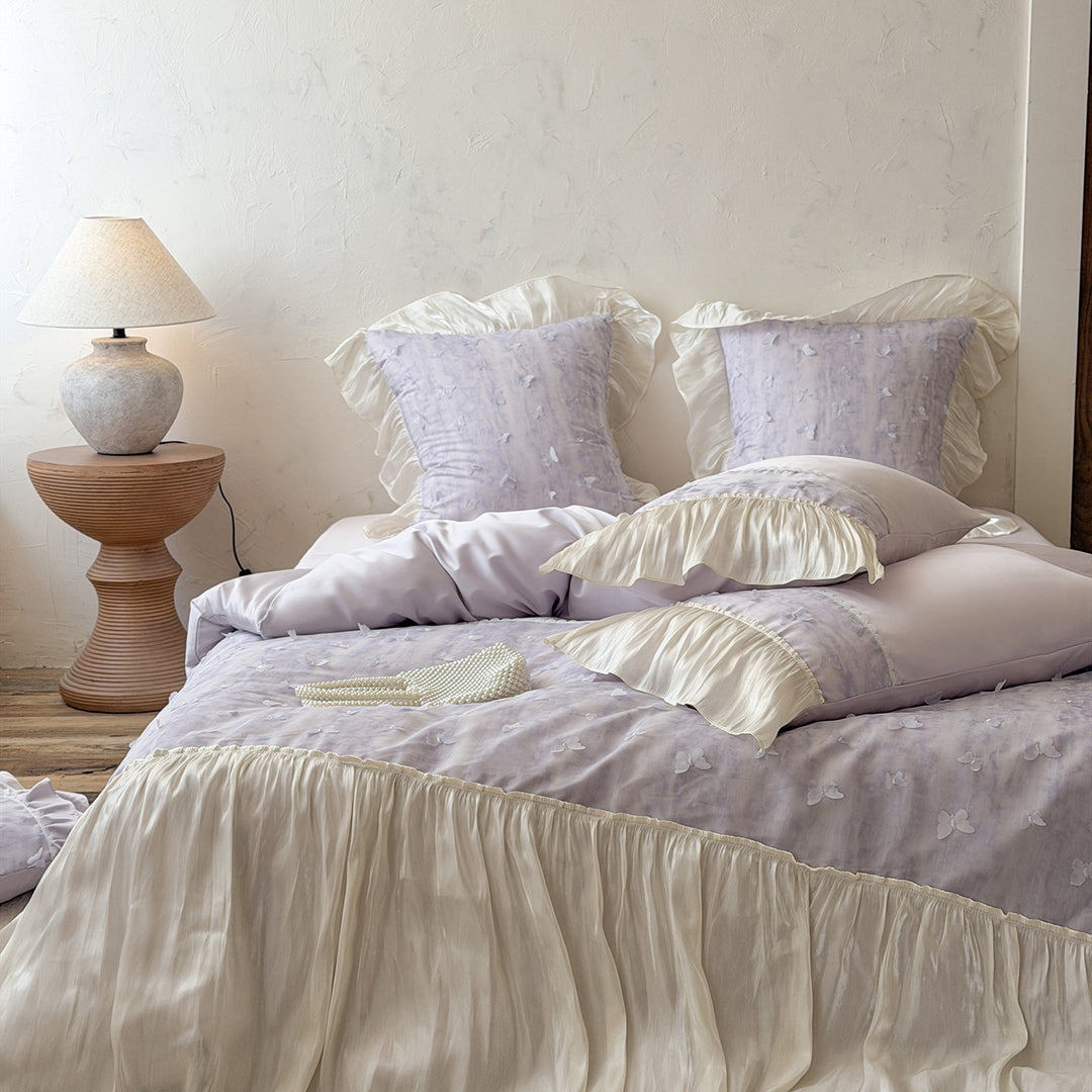 Romantic bedding set with ruffles, gathered bed skirt and 3D flower appliques