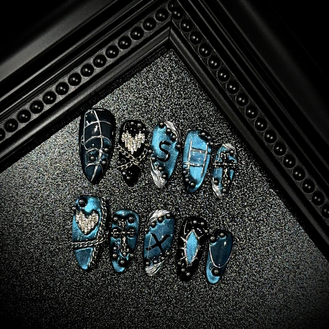 Artistic Themed Press-On Nail Collection