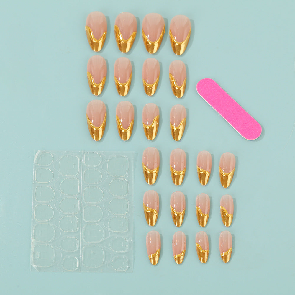 Artificial nails with elegant gold accent Stornfield