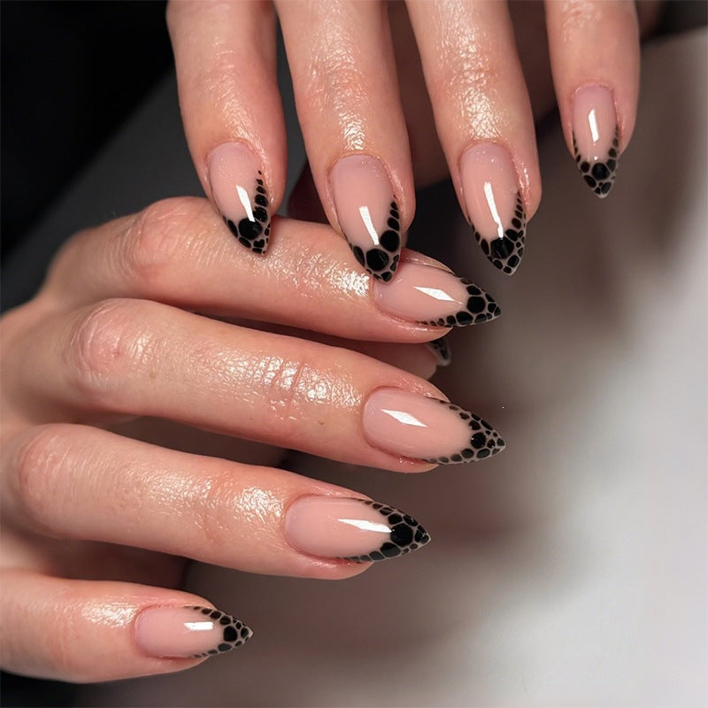 Nail art set with leopard pattern and glitter embellishments Stornfield