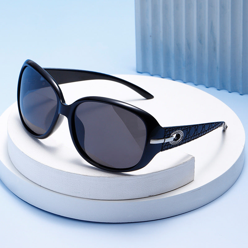 Women Elegant Oversized Sunglasses with Fashionable Pattern Stornfield