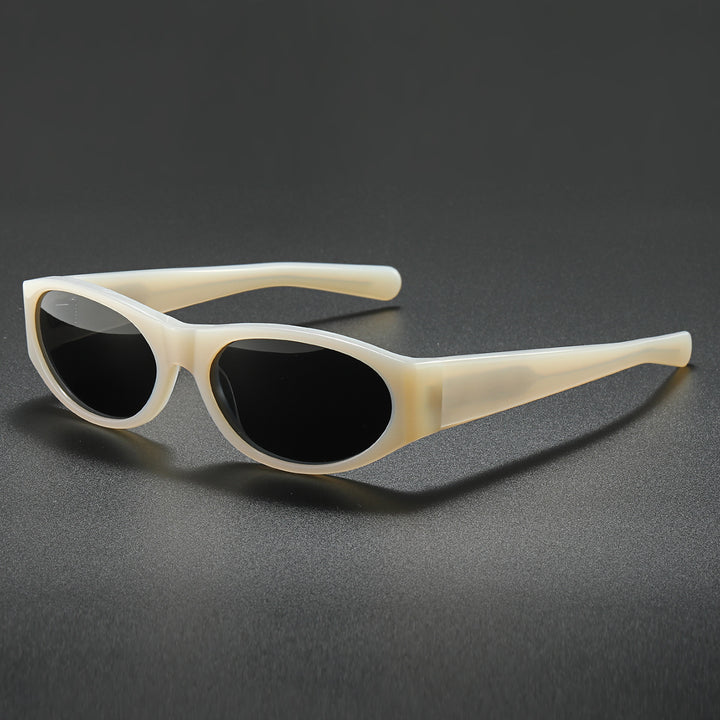 Ladies elegant fashionable sunglasses with lightweight frame Stornfield