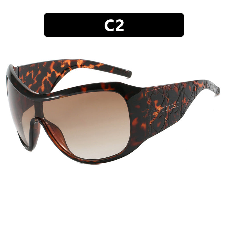 Ladies sport sunglasses with wide-protected frame and polarized lenses Stornfield