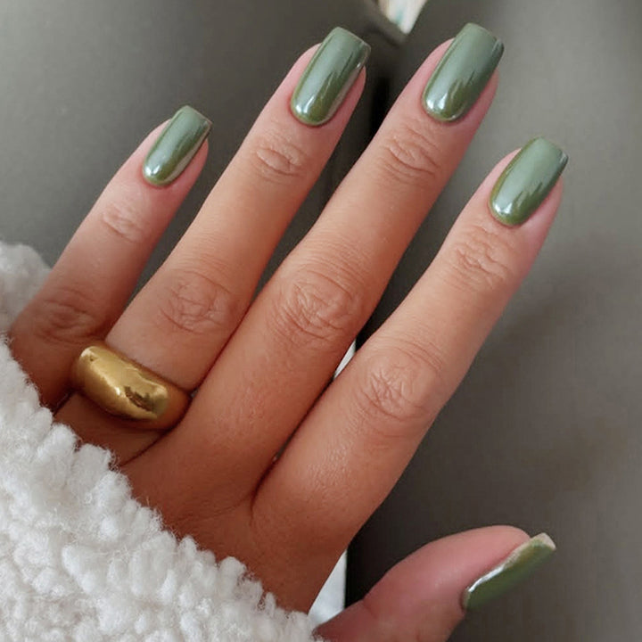 Artificial Nail Set with Elegant, Glossy Design Stornfield