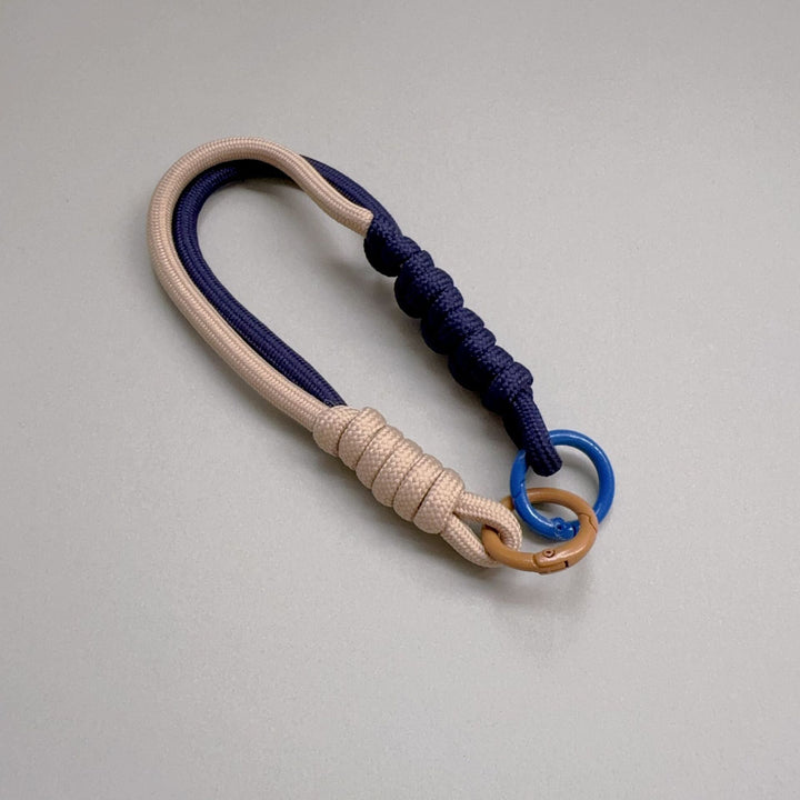 Paracord Keychain Holder Stornfield