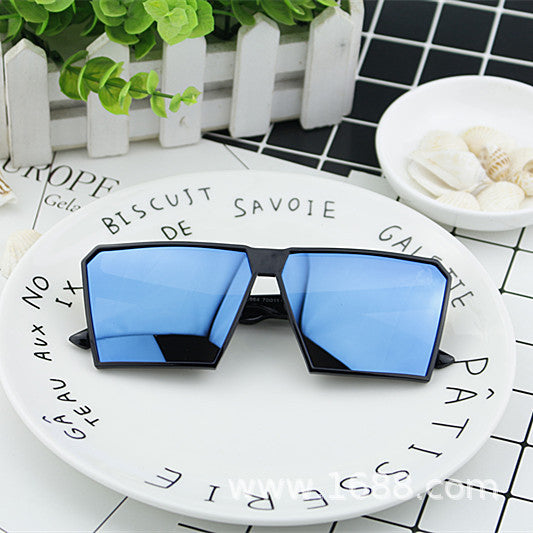 Women's Fashion Sport Sunglasses with Square Frame and Mirrored Lenses Stornfield