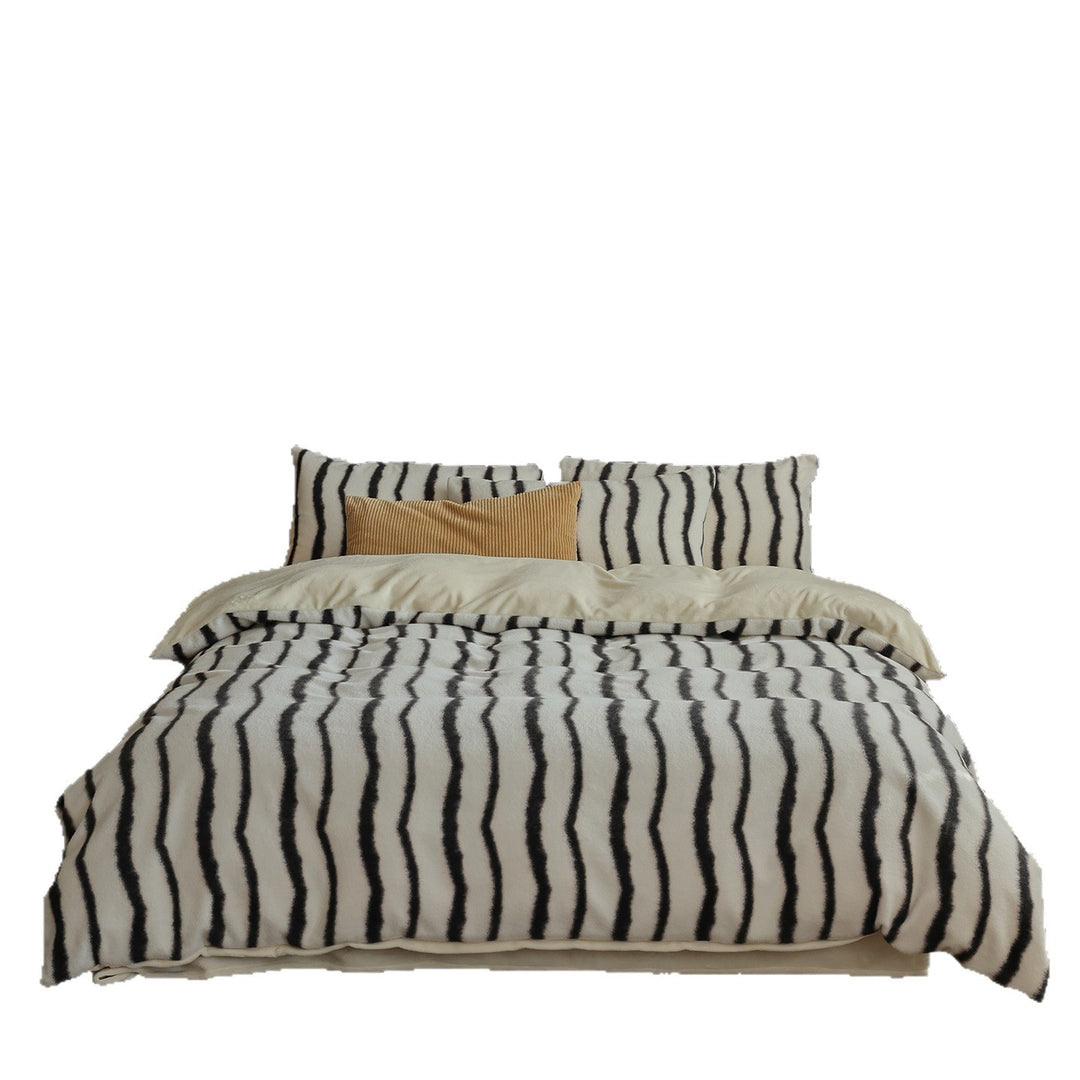 Plush Checkered Fleece Duvet Cover Set with Reversible Microfiber Lining