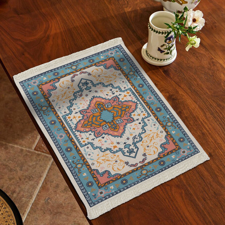 Rectangular short-pile rug in oriental medallion design with fringes Stornfield
