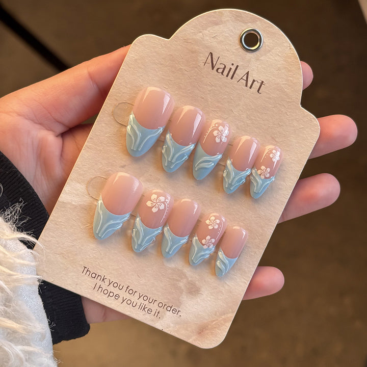 Elegant Floral-Themed Press-On Nail Art Set Stornfield