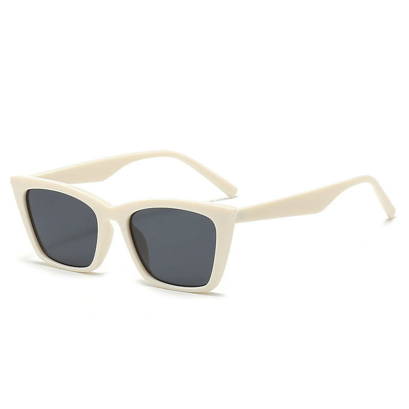 Fashionable Angular Frame Sunglasses
