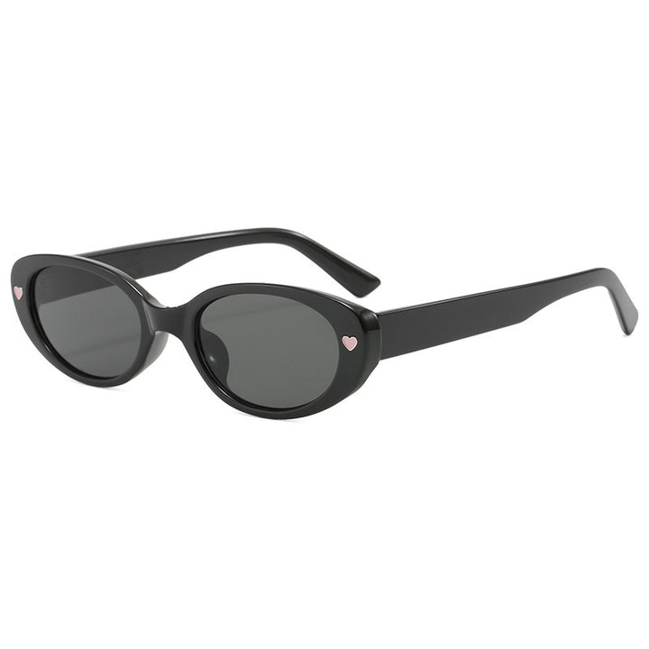 Chic Heart-Embellished Cat-Eye Sunglasses Stornfield