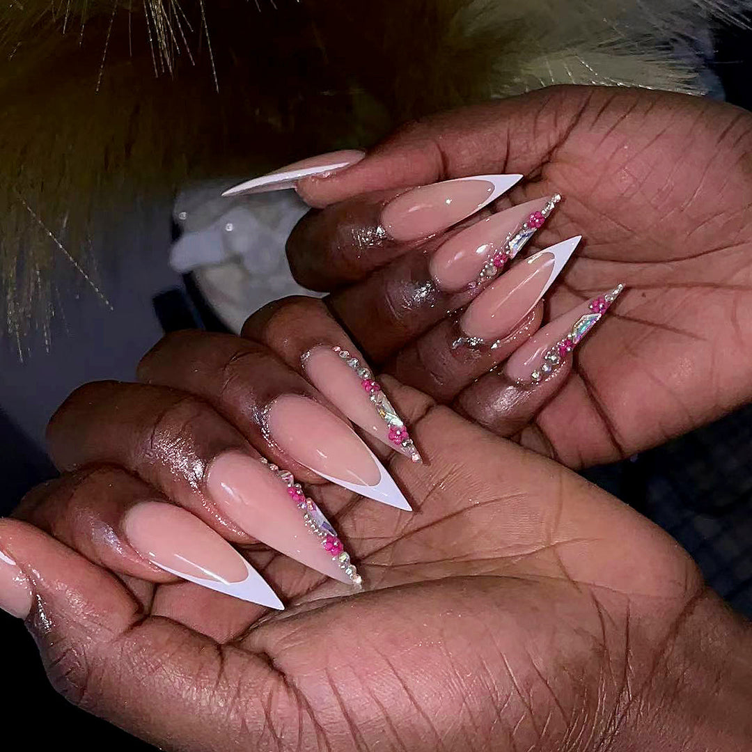 Artificial nails with elegant design Stornfield