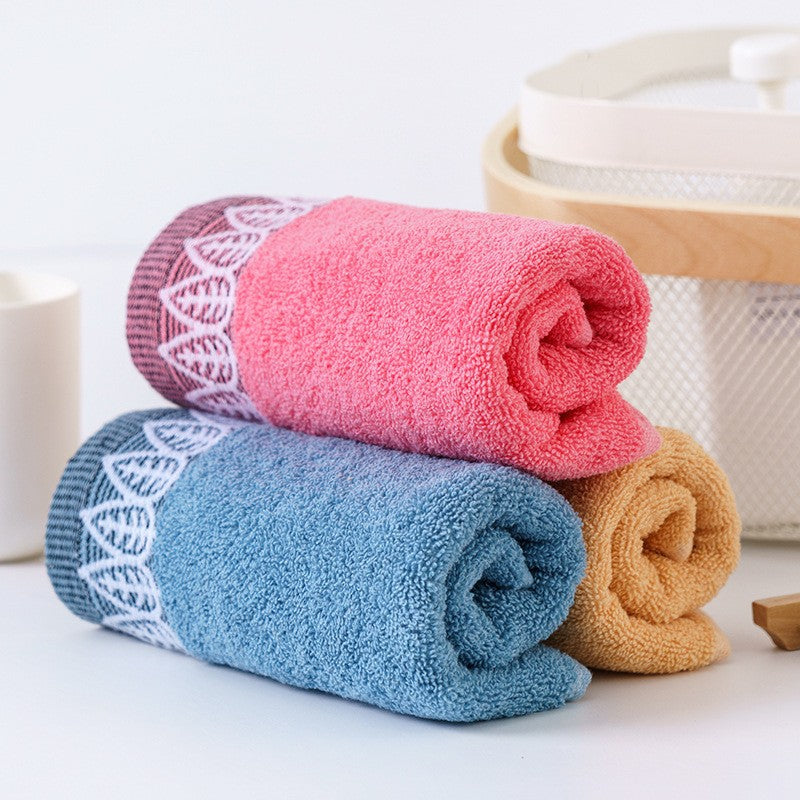 Women Cotton Bath Towel with Fine Border Stornfield