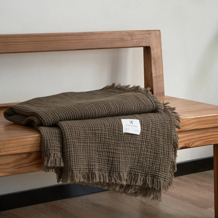 Women’s high-quality and luxurious waffle texture plaid blanket Stornfield