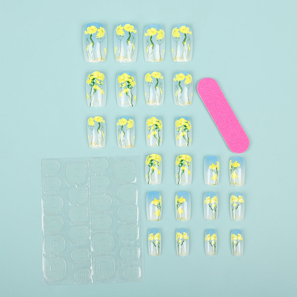 Artificial nail tips in floral design Stornfield