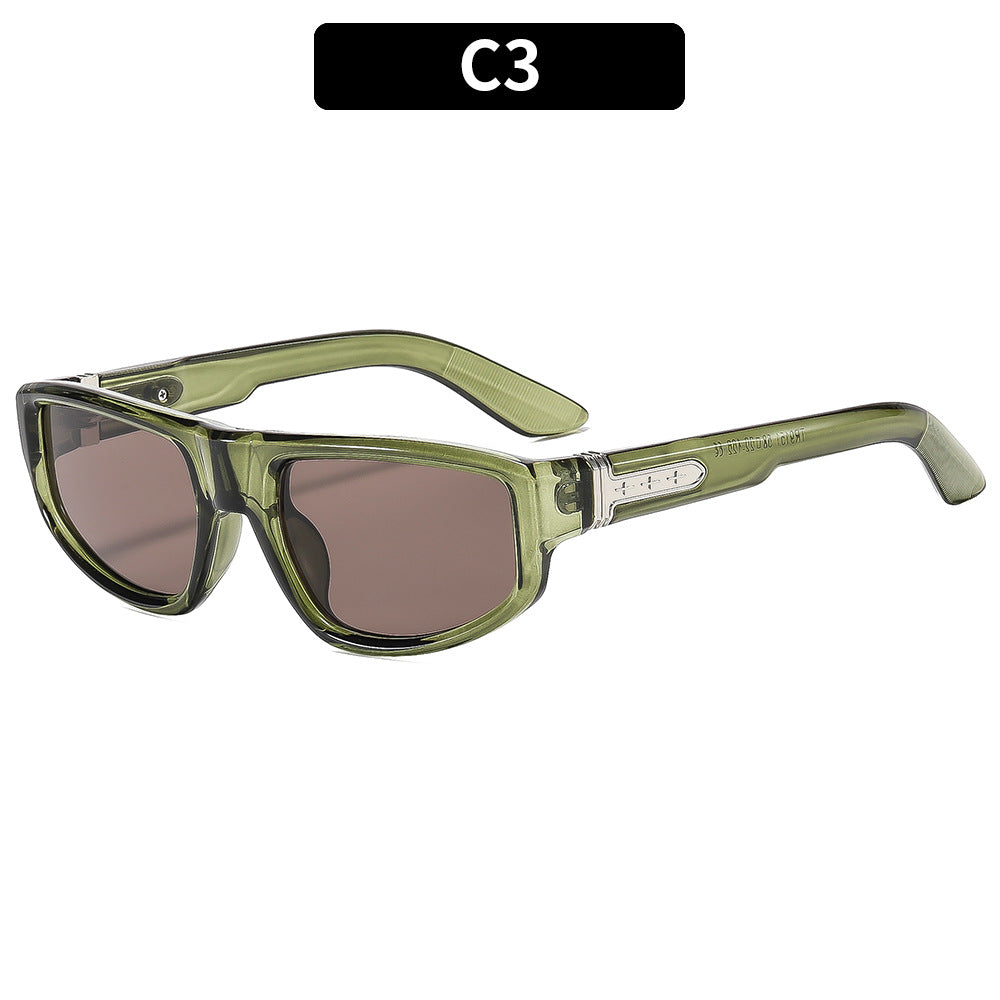 Vintage-Inspired Chunky Frame Sunglasses