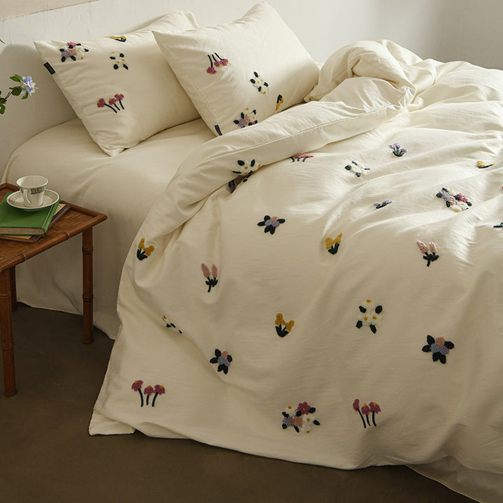 Embroidered Tufted Floral Cotton Duvet Cover Set with Pillowcases