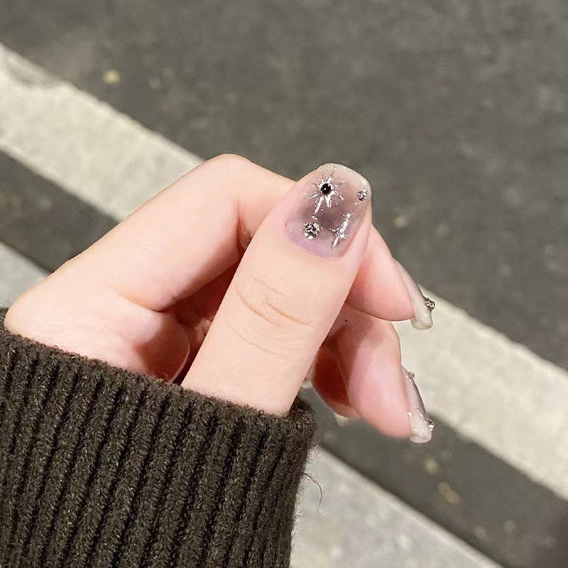 Elegant Glitter Nails Stornfield