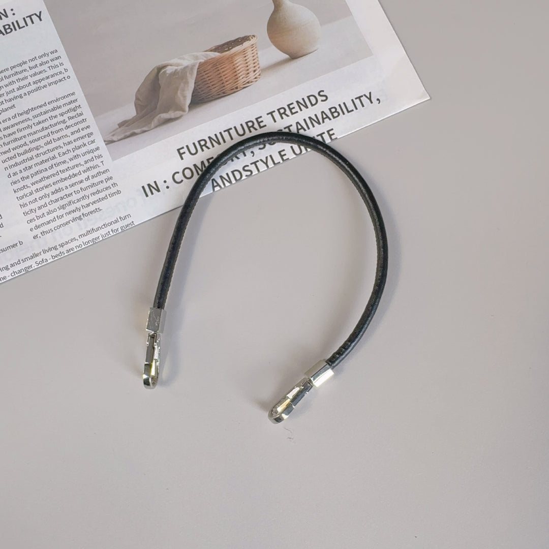 Stylish Leather Phone Strap Stornfield