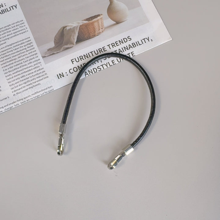 Stylish Leather Phone Strap Stornfield