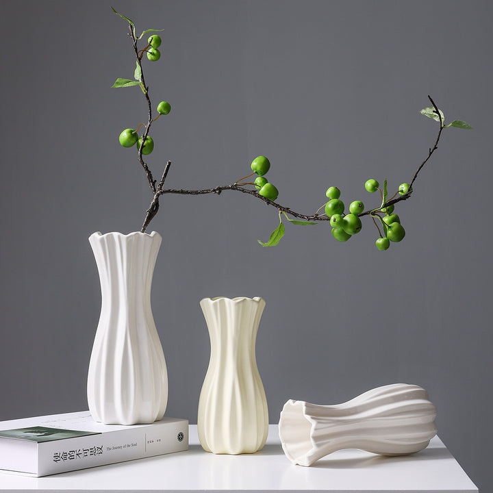 Modern Minimalist Decorative Ceramic Vase