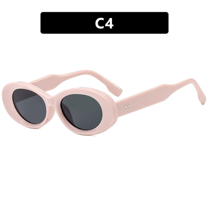 Women's fashionable sunglasses in elegant retro style Stornfield