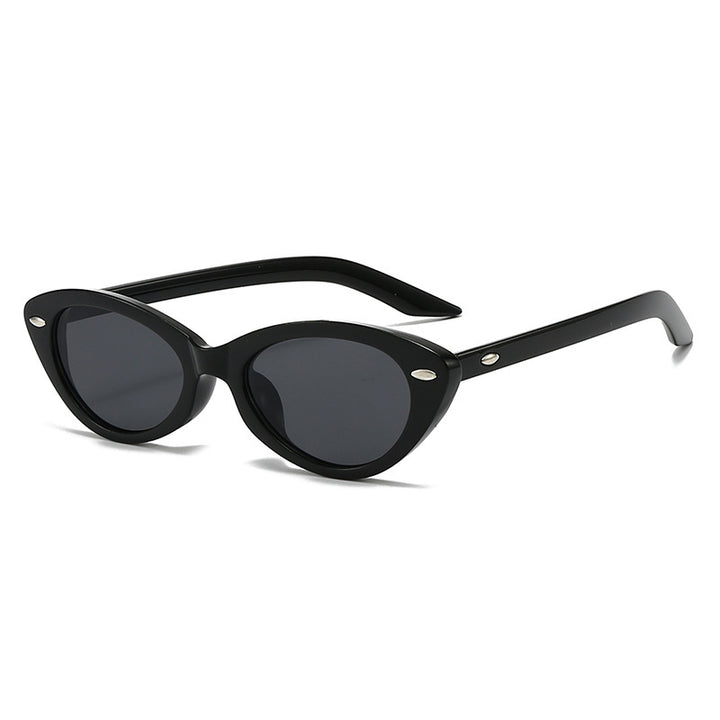 Vintage-Inspired Cat-Eye Sunglasses Stornfield
