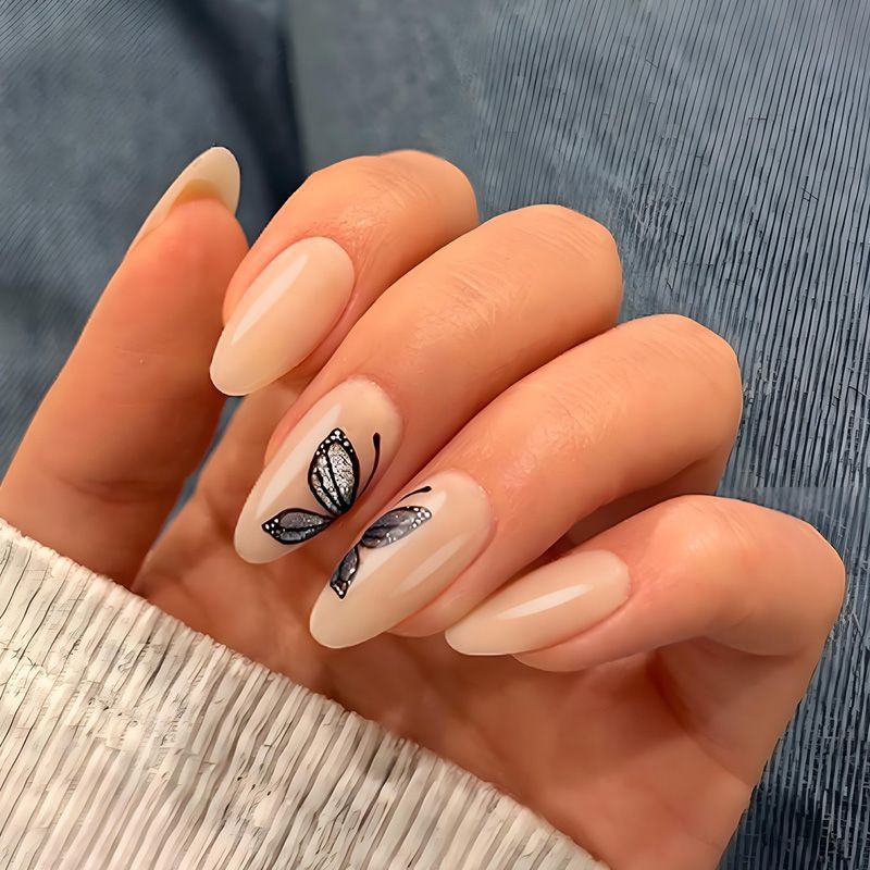 Artificial nail set with delicate butterfly motifs and elegant finish Stornfield