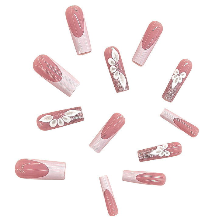 Elegant Floral Design Press-On Nails Stornfield