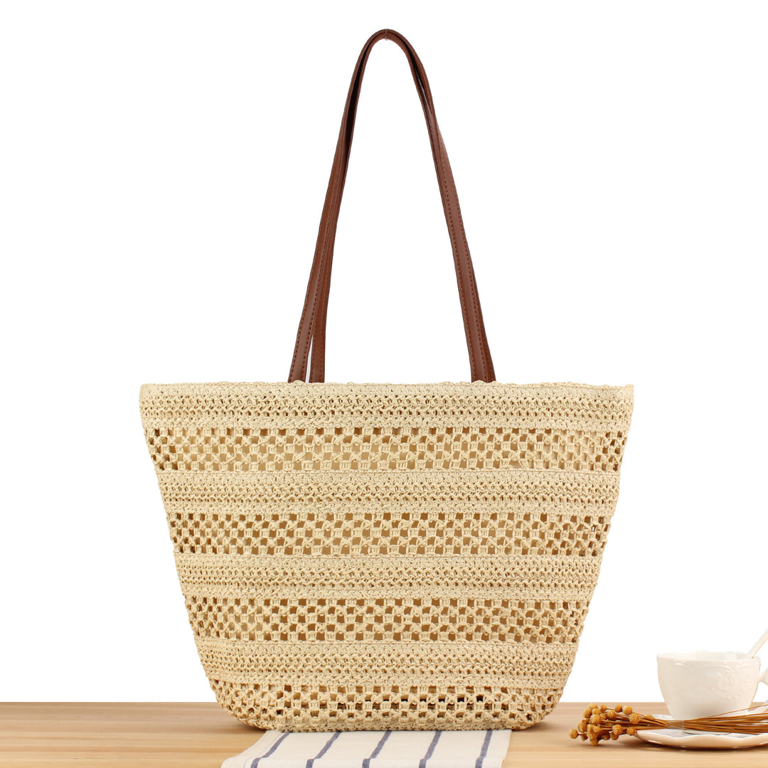 Basket bag with elegant straw construction Stornfield