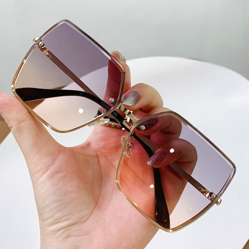 Ladies fashionable square sunglasses with polarized lenses Stornfield